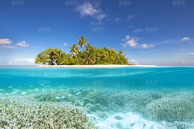 高清海景海滩沙滩海边大海蓝色海洋岛屿素材