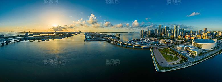 高清海景海滩沙滩海边大海蓝色海岸海滨小镇