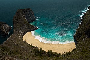 高清海景海滩沙滩海边大海蓝色海岸印尼图片