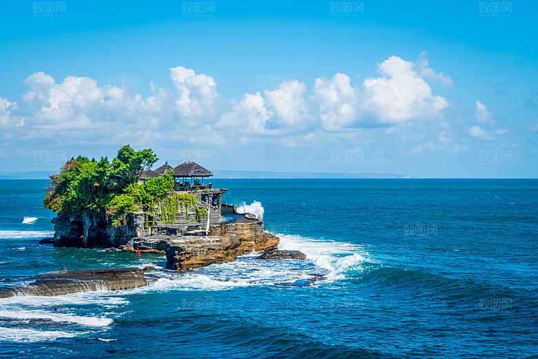 高清海景海滩沙滩海边大海蓝色海岸印尼图片