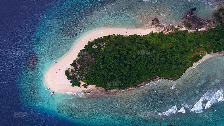 高清海景海滩沙滩海边大海蓝色海岸印尼图片