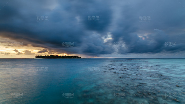 高清海景海滩沙滩海边大海蓝色海岸