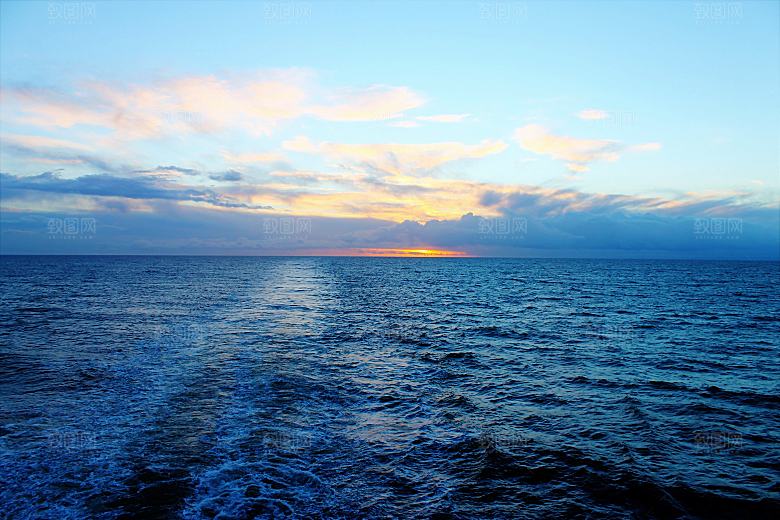 高清海景海滩沙滩海边大海蓝色海岸