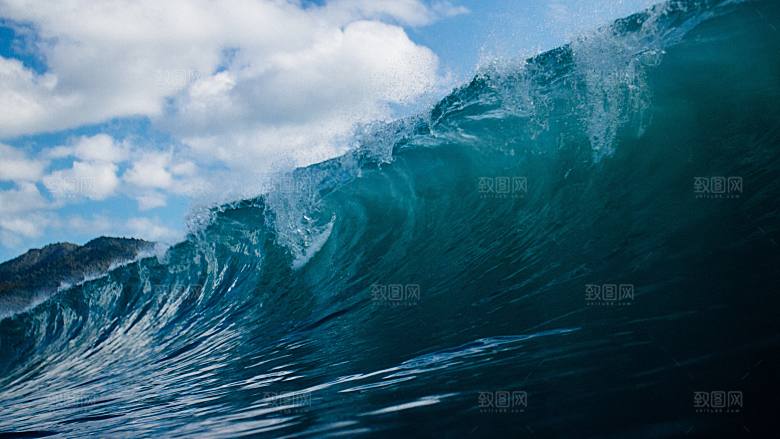 高清海景海浪海滩沙滩海边大海蓝色海岸