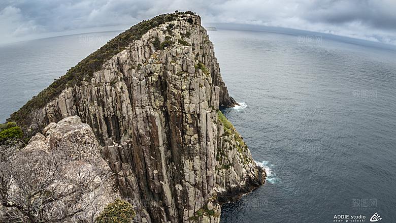 4K高清海景海滩沙滩海边峭壁壁纸素材