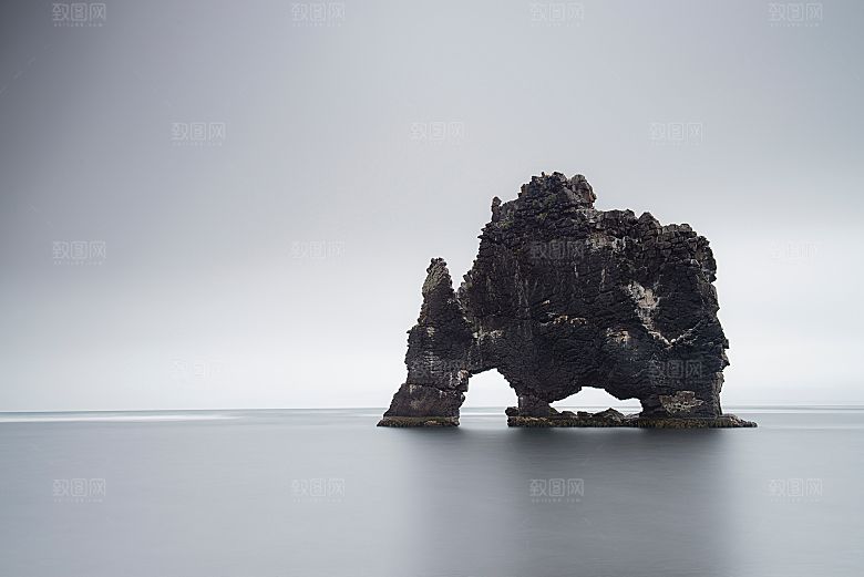 海景海滩沙滩海边大海蓝色海洋石拱门