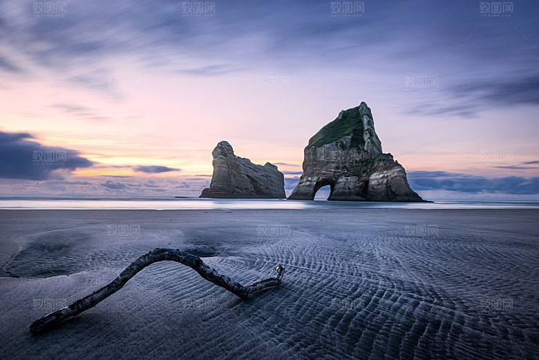 海景海滩沙滩海边大海蓝色海洋石拱门
