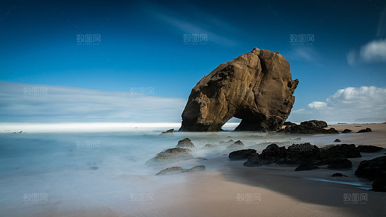 高清海景海滩沙滩海边岩石大海蓝色海洋素材