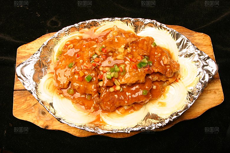 3奶牛铁板牛肉高清图片设计素材