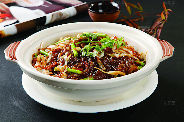 酸菜肉丝炒粉餐饮高清图片素材