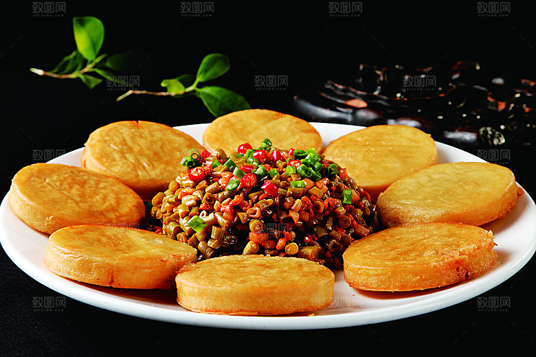 酸豆角肉沫夹餐饮高清图片素材