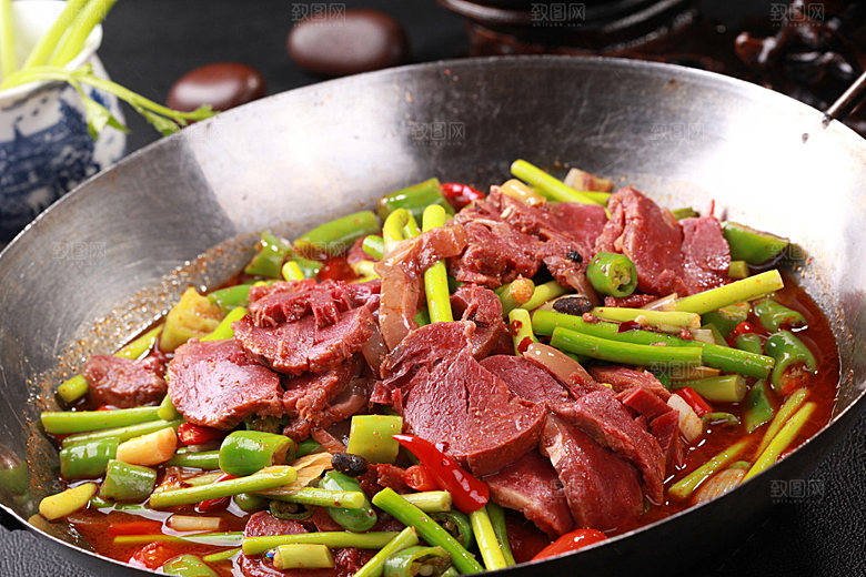 高清美食菜品菜谱干锅牛肉JPG图片
