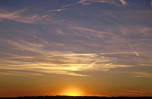 夕阳晚霞落日黄昏天空云海海边