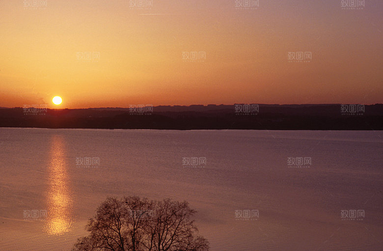 天空傍晚云层云朵云海黄昏晚霞夕阳