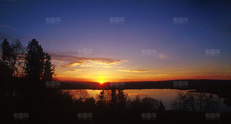 天空傍晚云层云朵云海黄昏晚霞夕阳