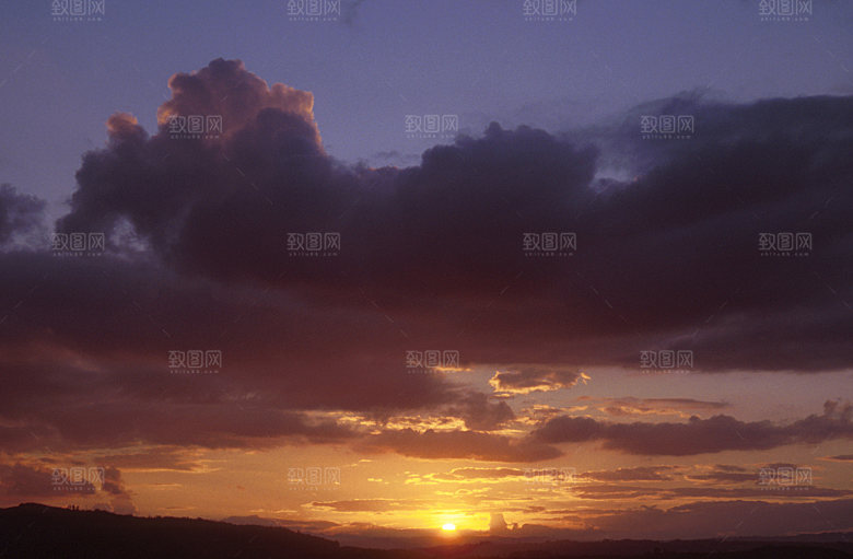 天空傍晚云层云朵云海黄昏晚霞夕阳