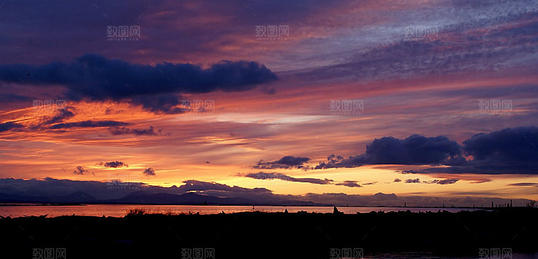 天空傍晚云层云朵云海黄昏晚霞夕阳