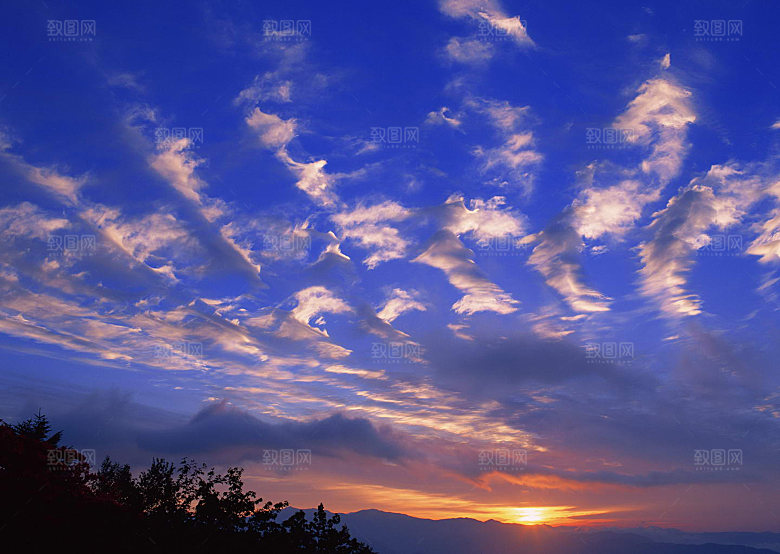 晚霞夕阳黄昏天空云层云朵云海