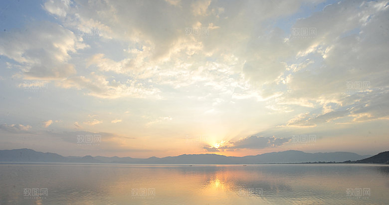 晚霞夕阳黄昏天空云层云朵云海