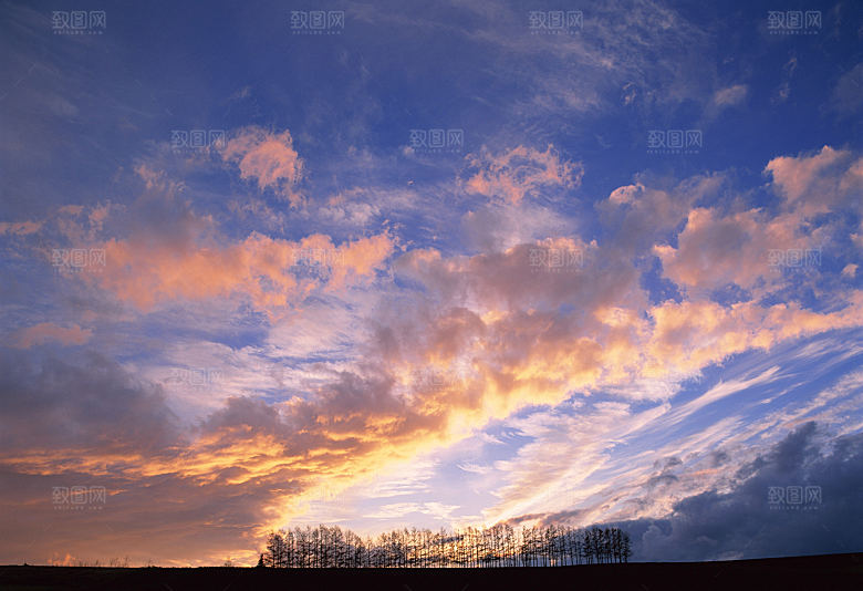 傍晚黄昏天空晚霞夕阳云层云朵云海