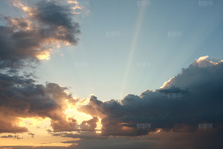 傍晚黄昏天空晚霞夕阳云层云朵云海