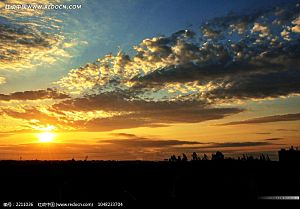 傍晚天空云层云朵云海黄昏晚霞夕阳