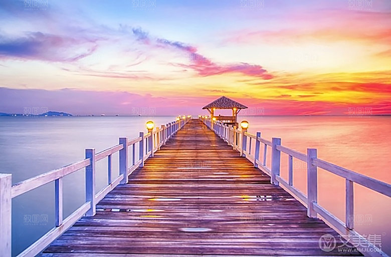 傍晚天空云层云朵云海黄昏晚霞夕阳