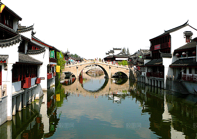 江南山水水墨徽派建筑房屋PNG素材