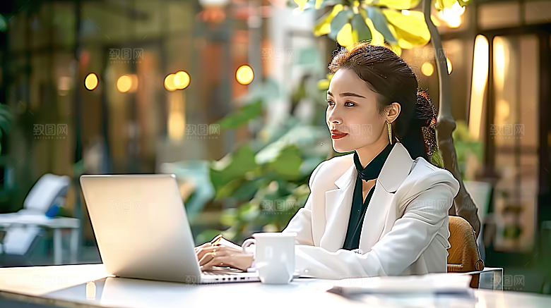 白领美女女性年轻工作办公高清