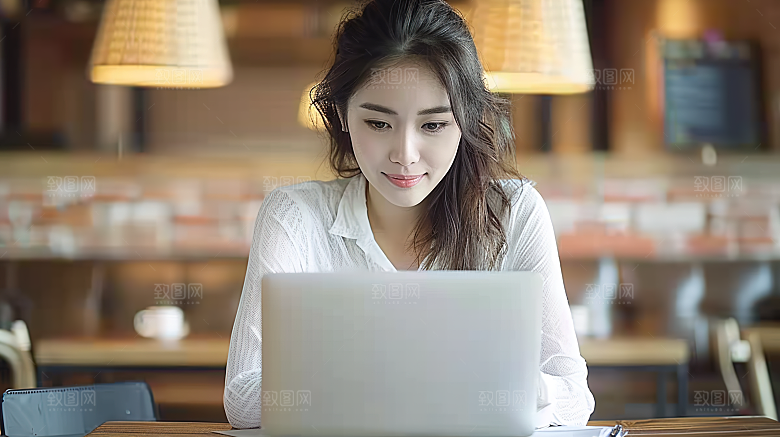 白领美女女性年轻工作办公高清