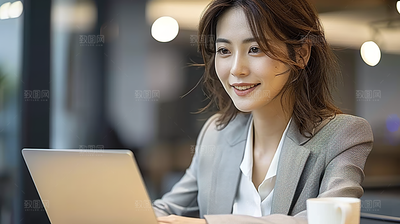 年轻高清美女摄影办公工作女性白领