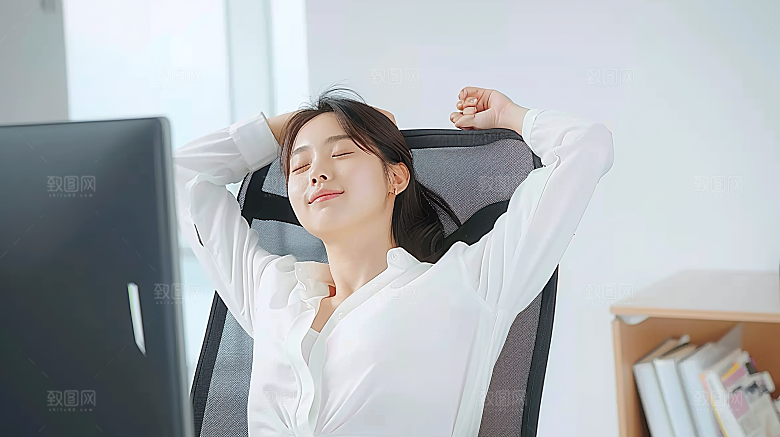 白领办公女性美女年轻工作
