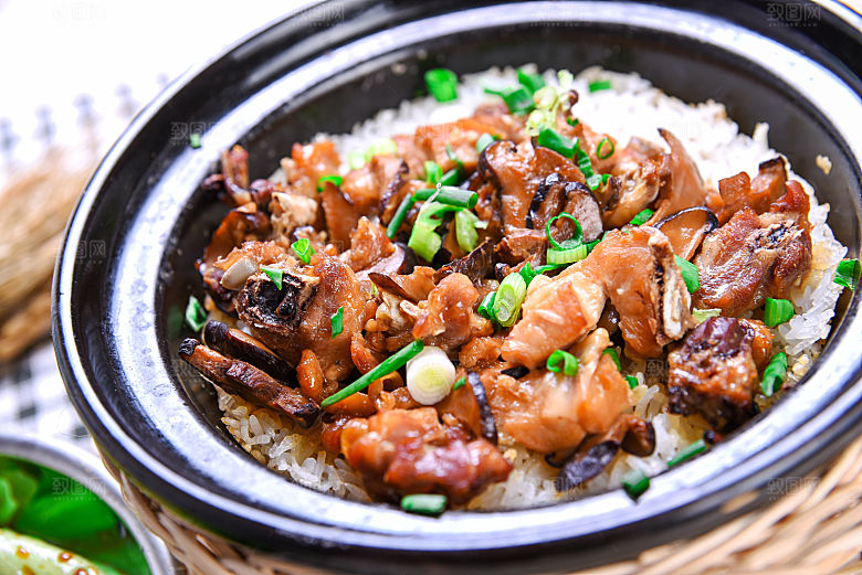 香菇排骨煲仔饭图片素材