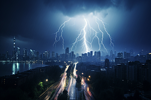 暴雨闪电极端天气雷雨摄影图