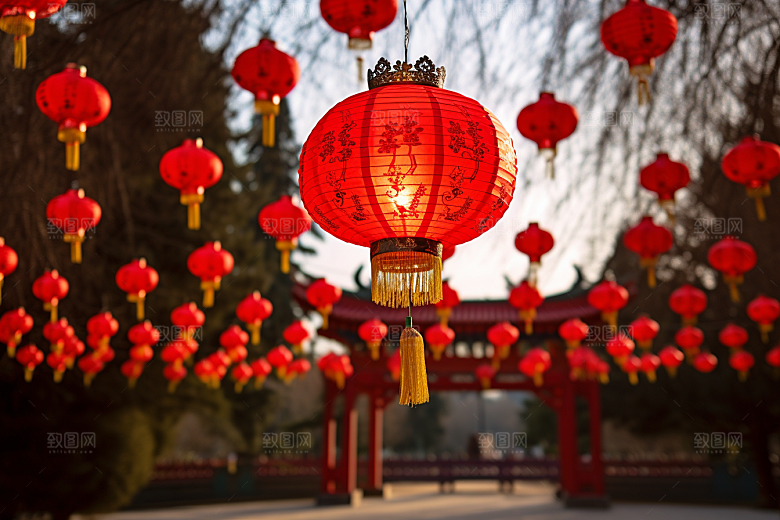 春节灯笼新年红火摄影图