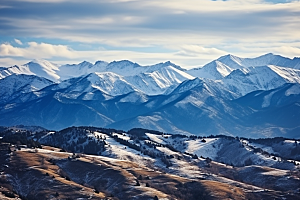 冬季雪山西藏高山摄影图