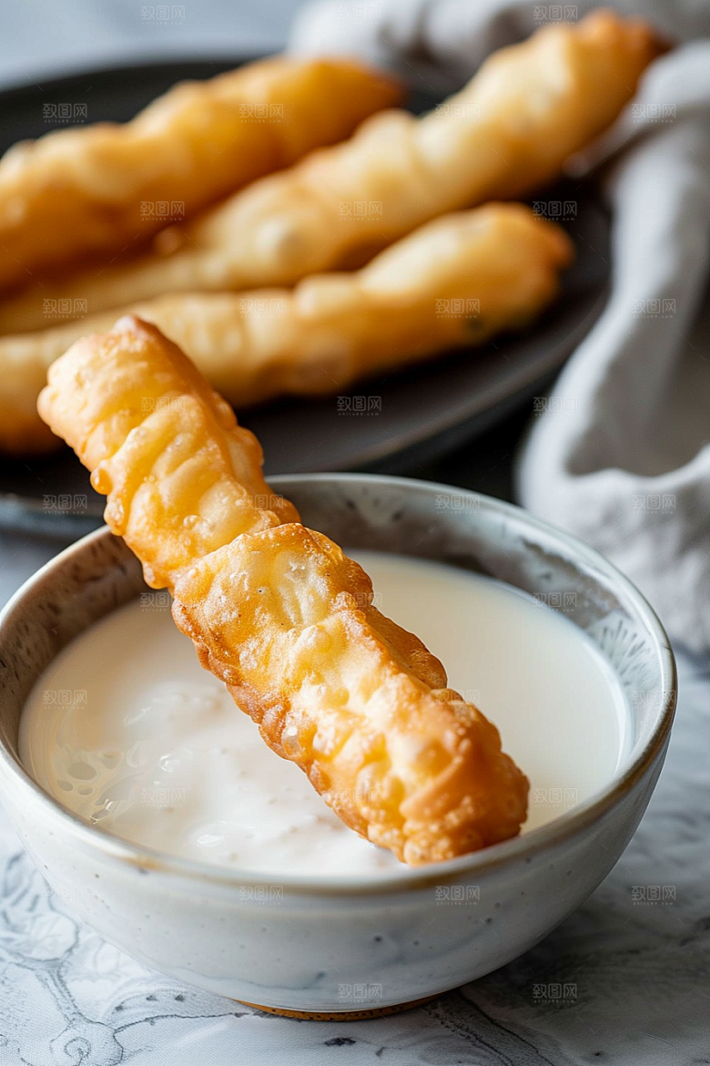 豆浆豆奶早饭玻璃瓶摄影图