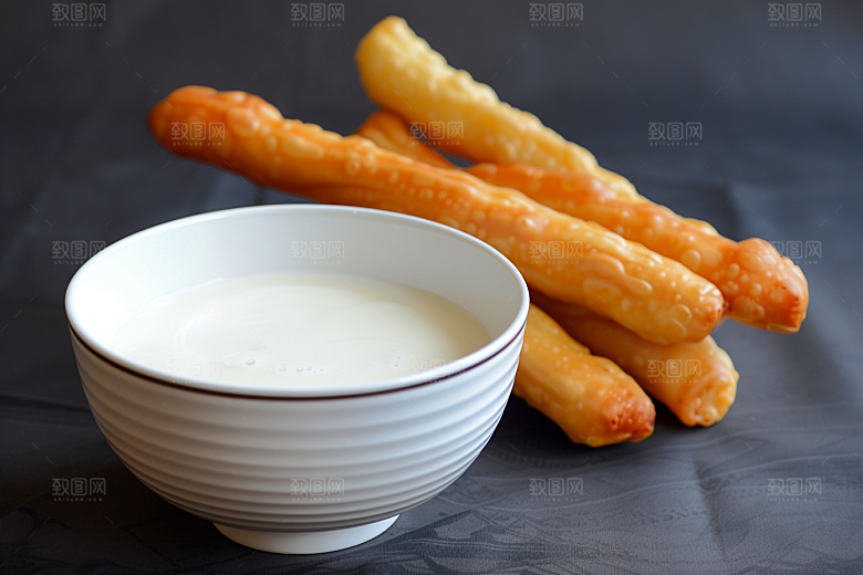 豆浆豆奶能量餐玻璃瓶摄影图