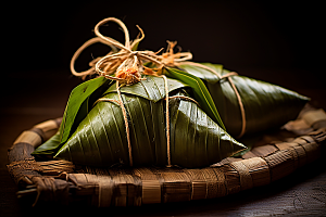 粽子粽叶传统美食摄影图