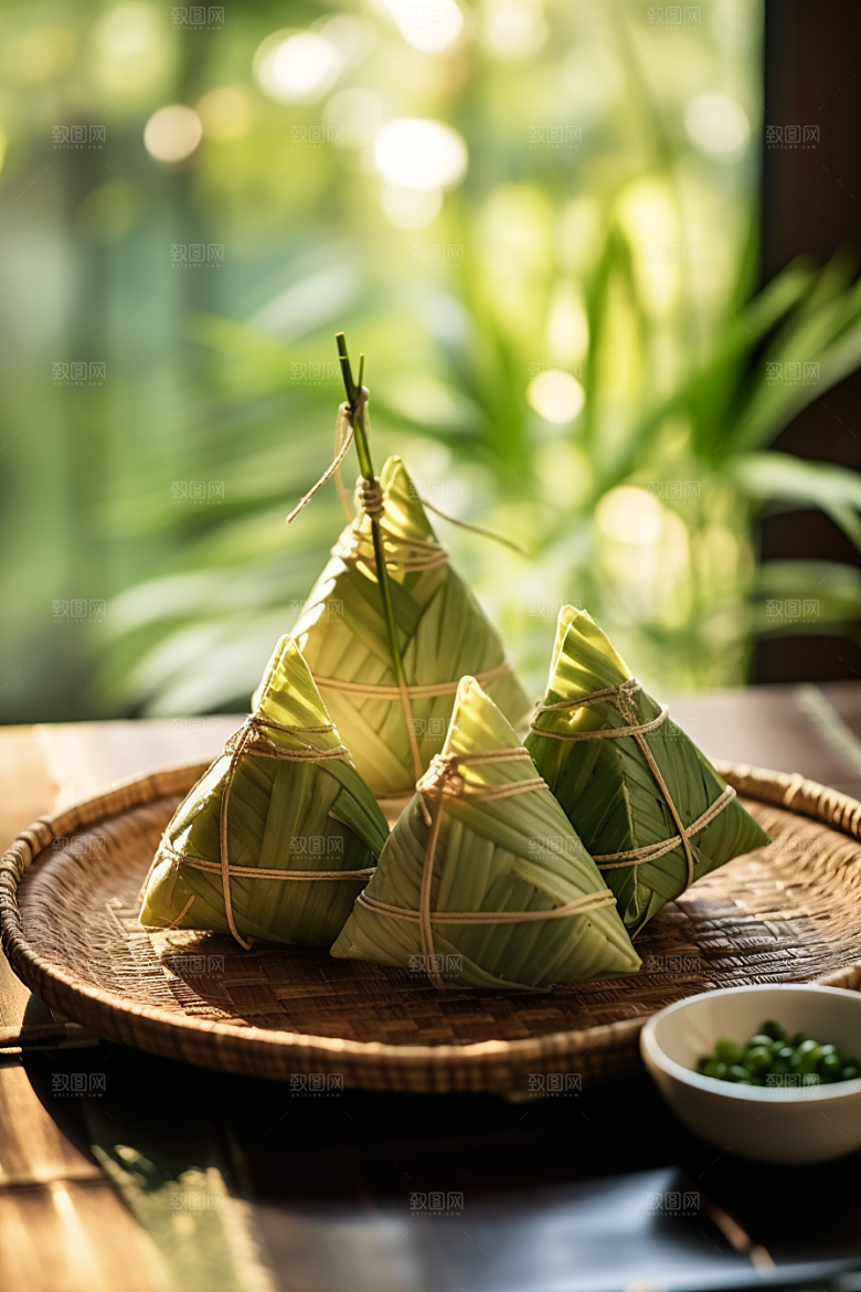 粽子端午节包粽子摄影图