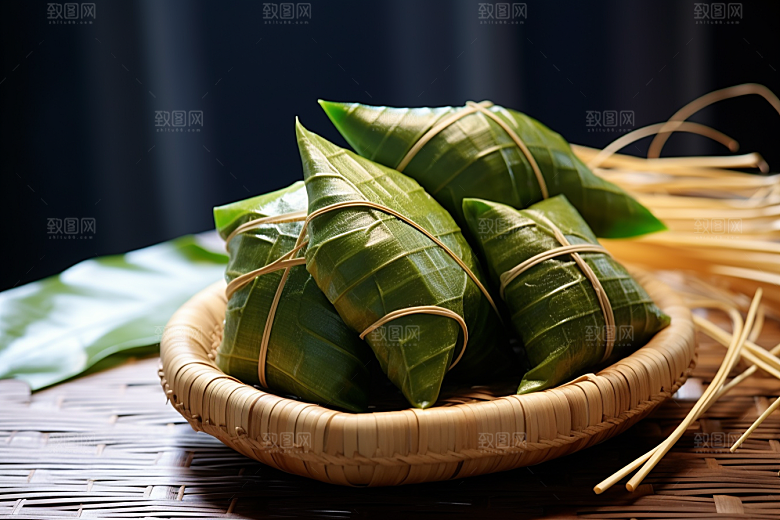 粽子传统美食粽叶摄影图