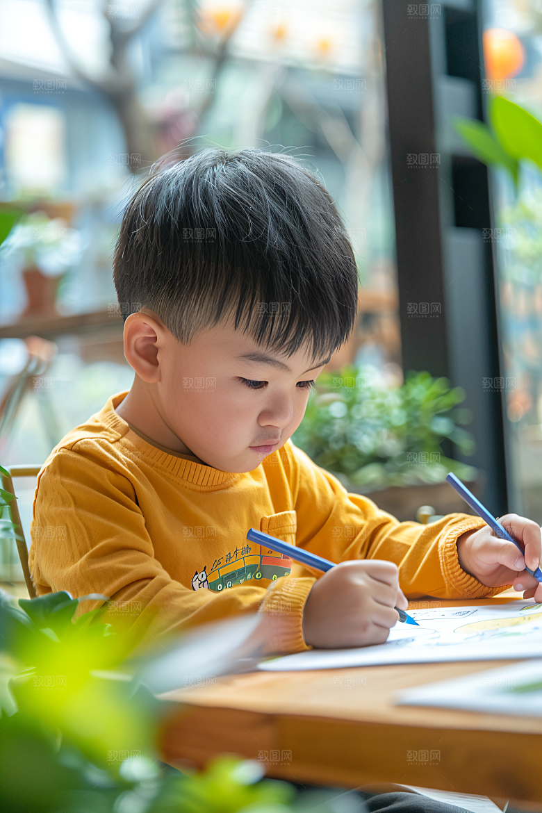 儿童绘画涂鸦画板摄影图