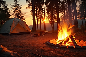露营篝火野外户外摄影图