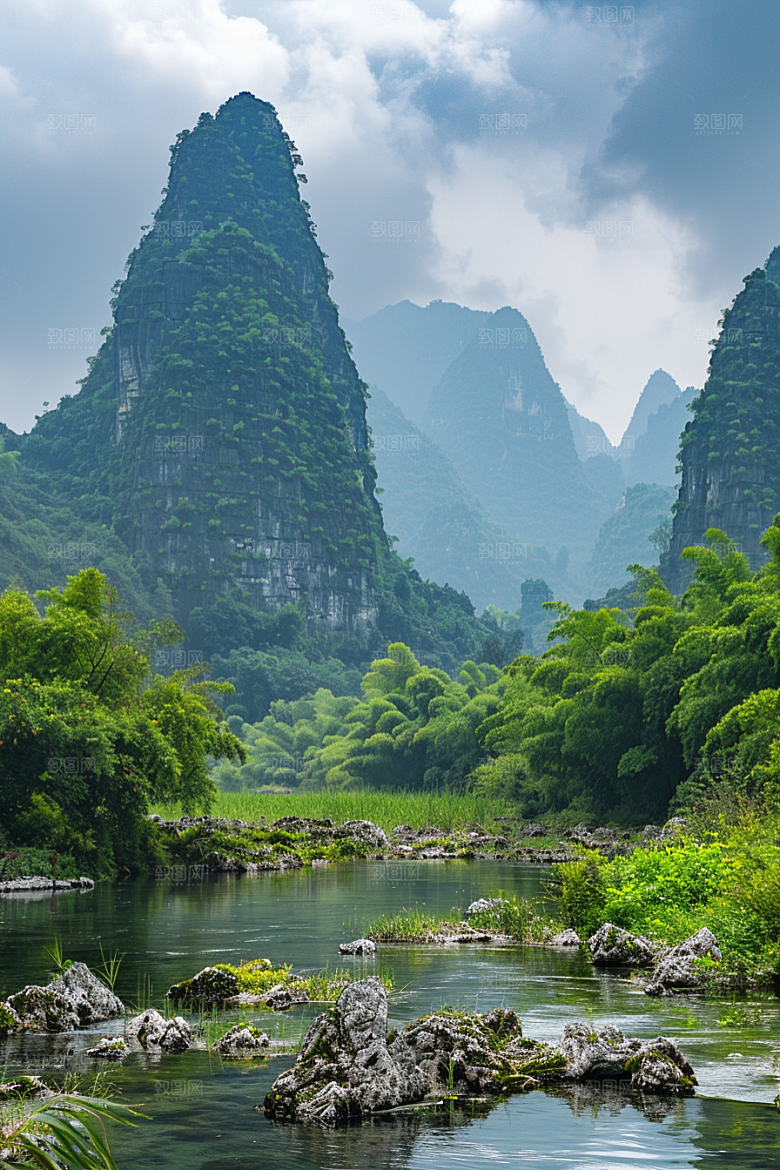 桂林山水河流漓江摄影图