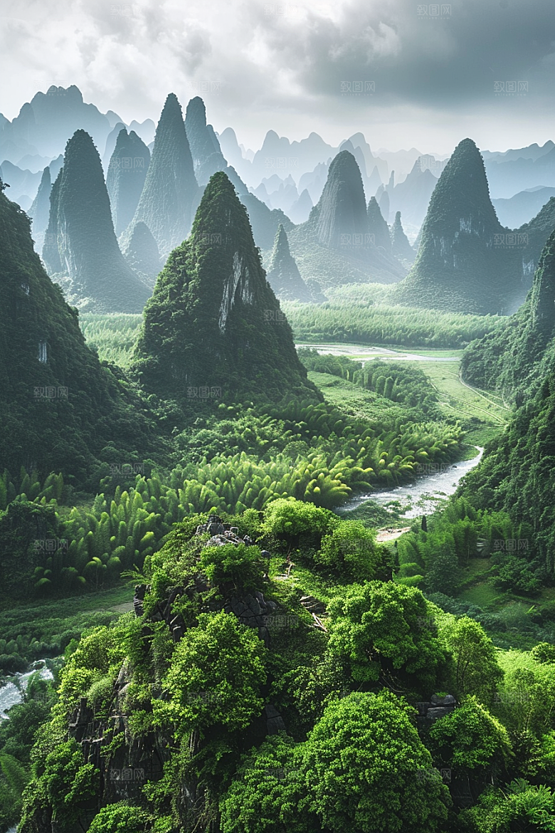桂林山水精致喀斯特地貌摄影图