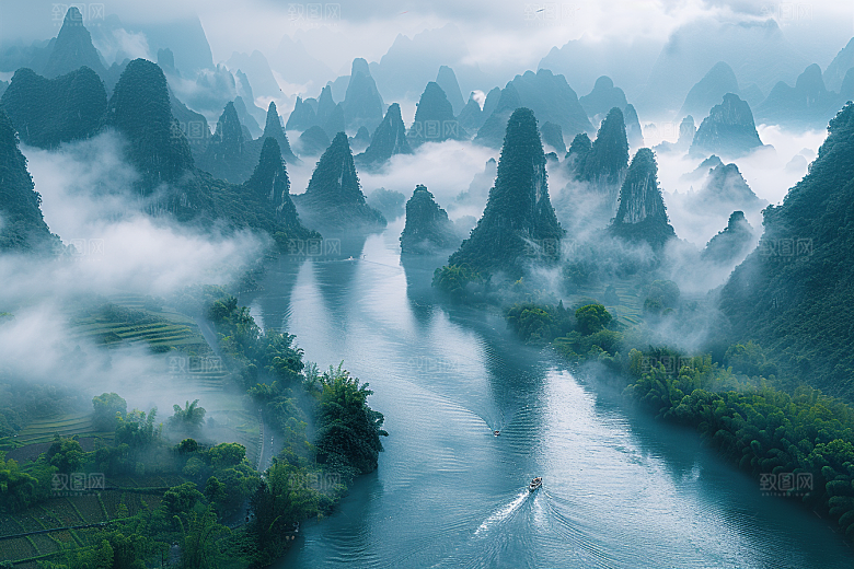 桂林山水喀斯特地貌旅行摄影图