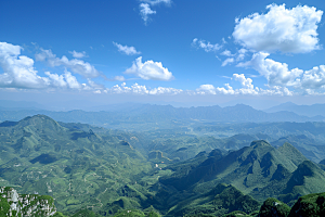 桂林山水旅游喀斯特地貌摄影图