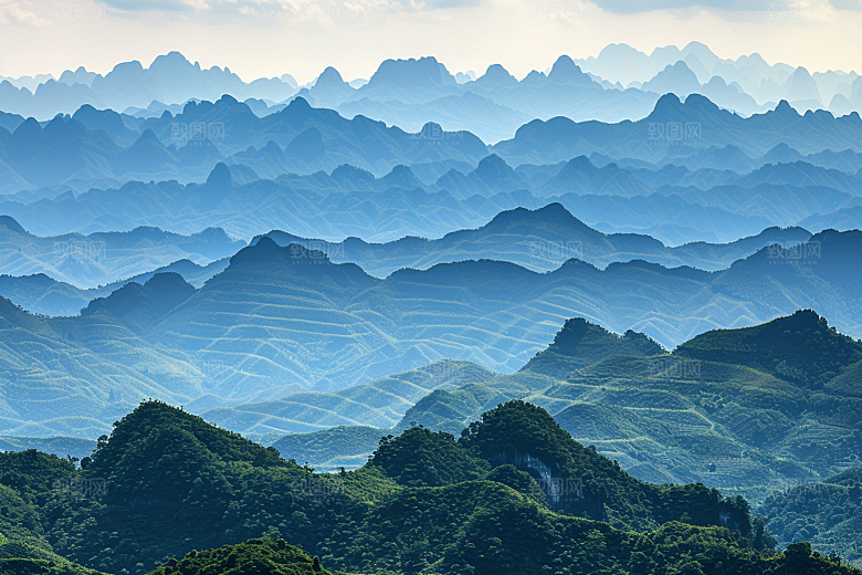 桂林山水阳朔喀斯特地貌摄影图