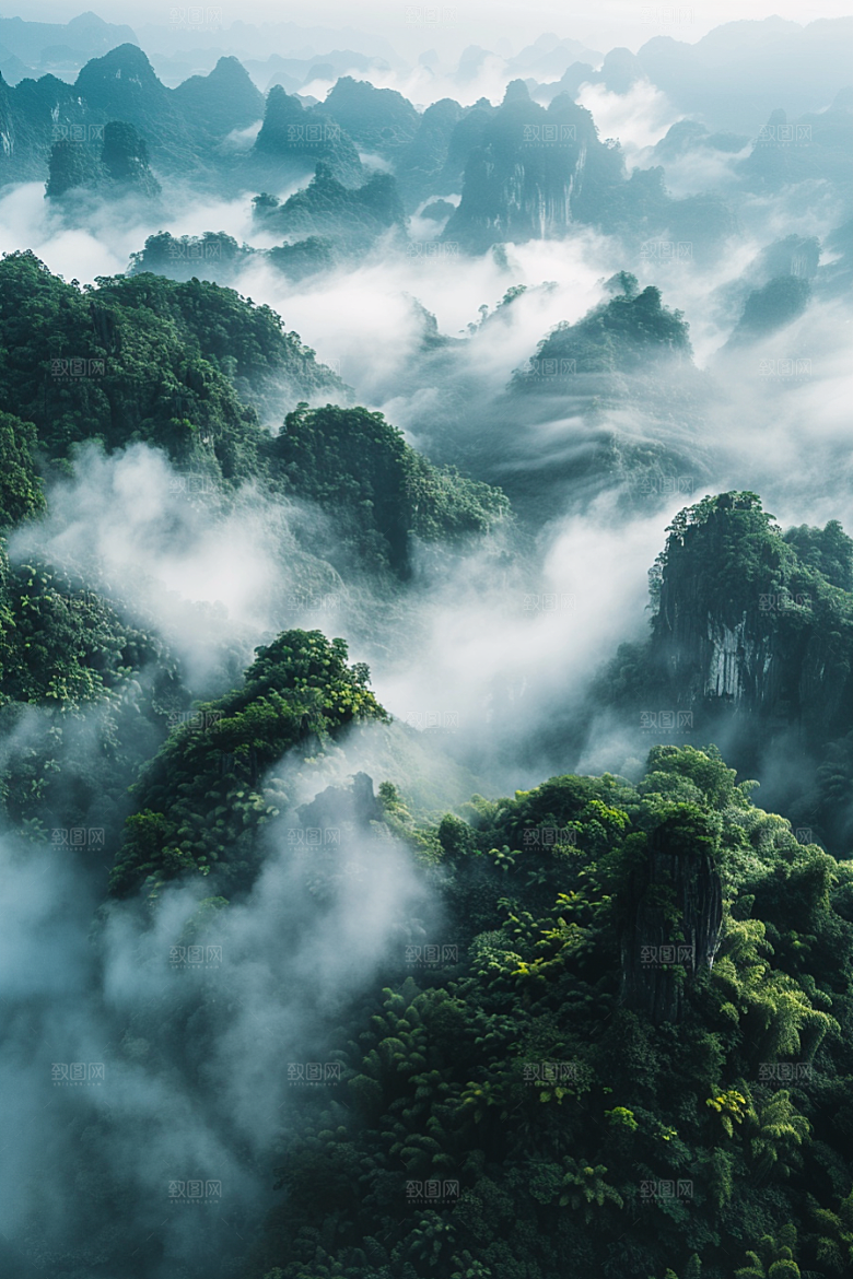 桂林山水喀斯特地貌唯美摄影图