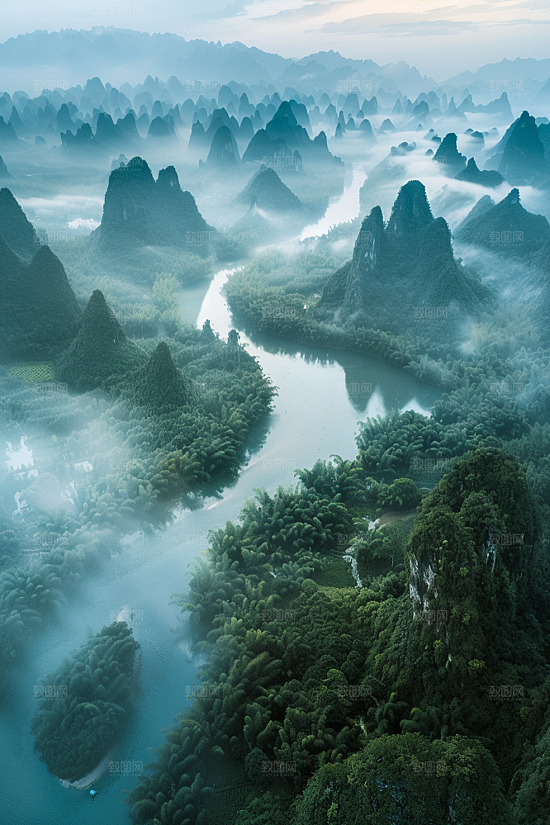 桂林山水大气漓江摄影图